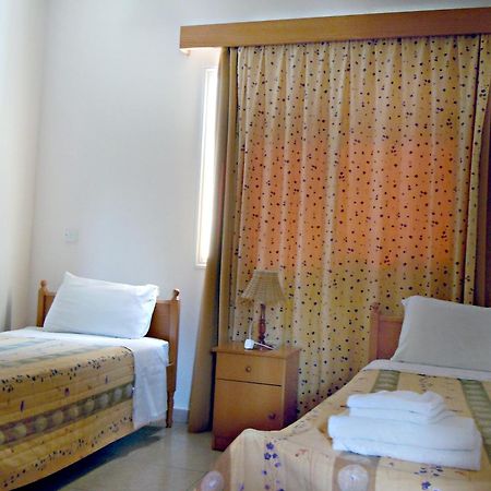 Rododafni Villas Klorakas Екстер'єр фото
