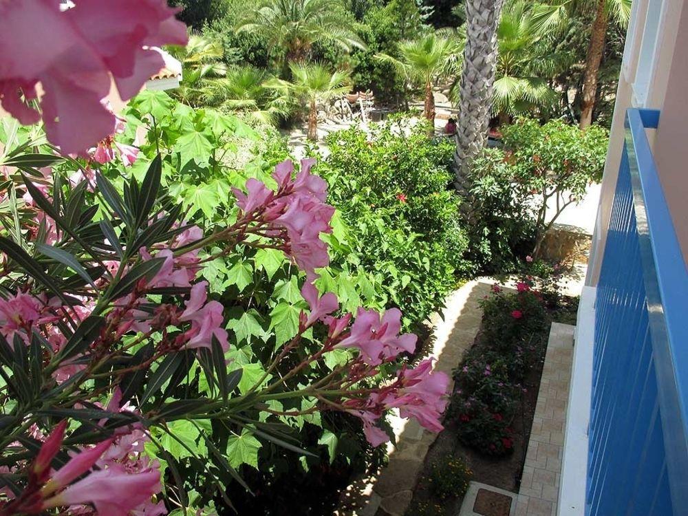 Rododafni Villas Klorakas Екстер'єр фото